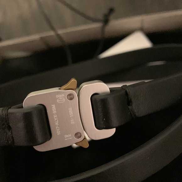 1017 ALYX 9SM Micro Buckle Choker - Picture 7 of 10